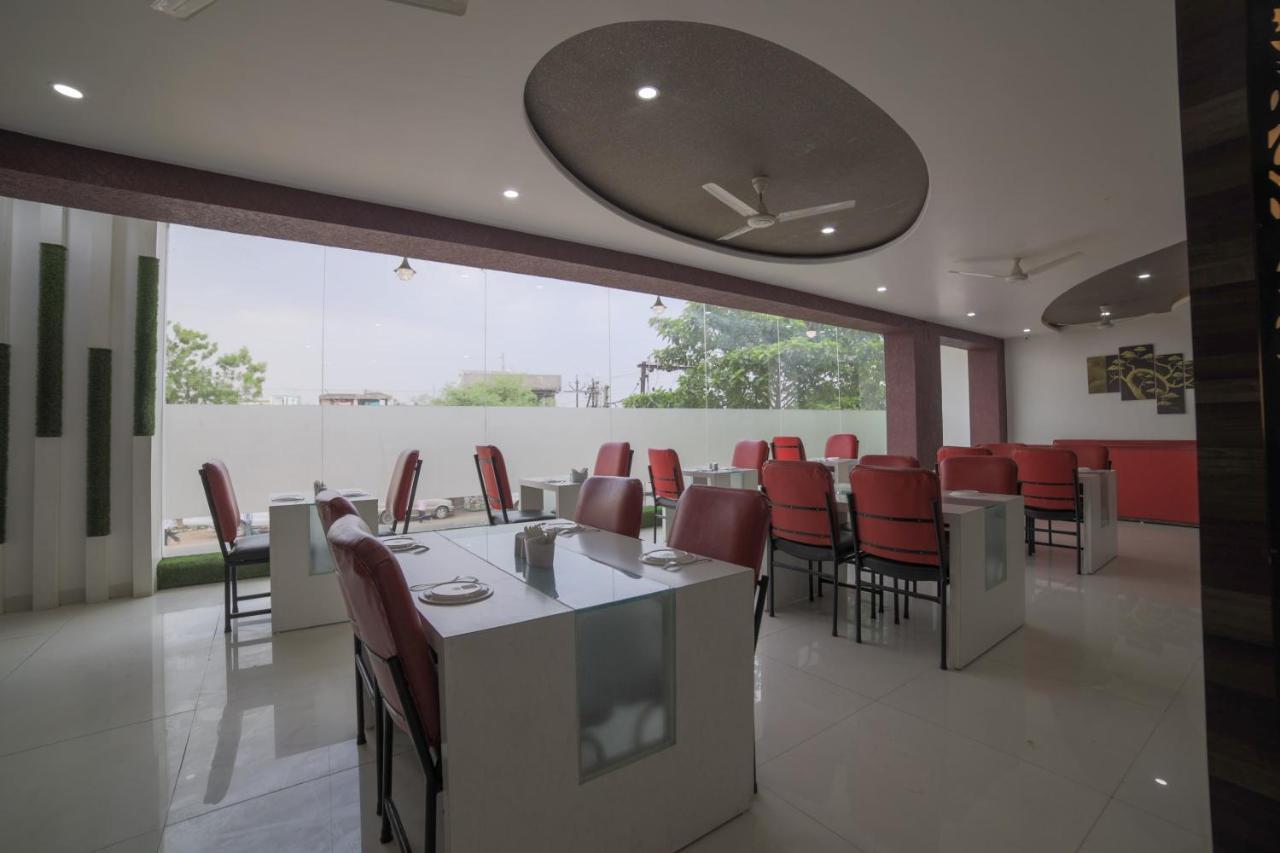 Khamtalai Capital O41969 Sahyog Hotel מראה חיצוני תמונה